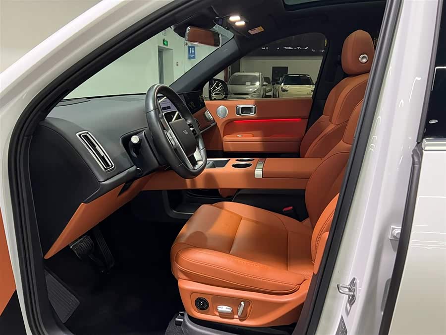 Li L6 2024 imagen de coche #11