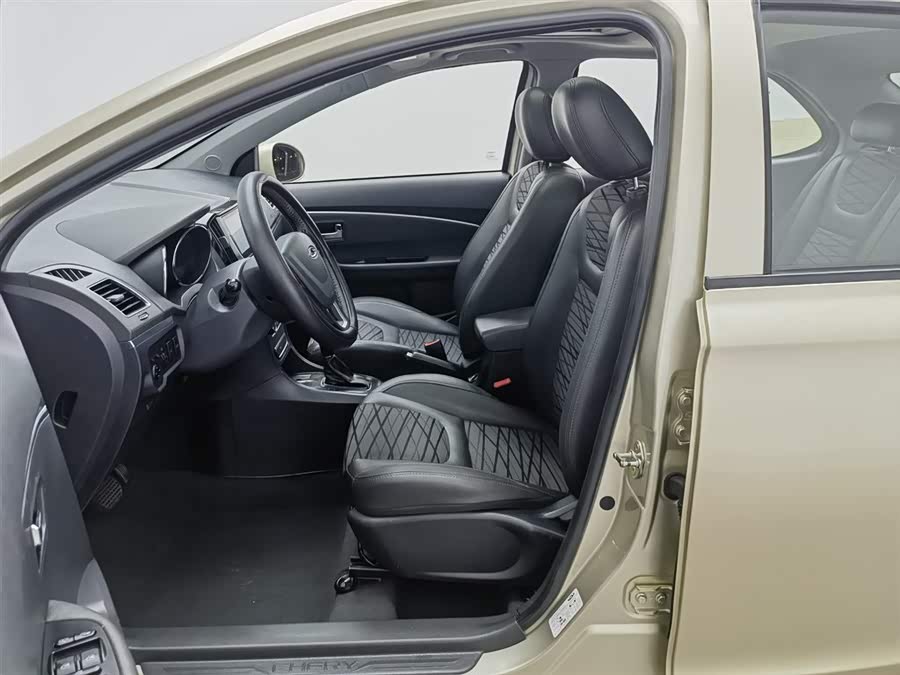 Kaiyi E3 2018 #11 Kaiyi E3 2018 car image #11