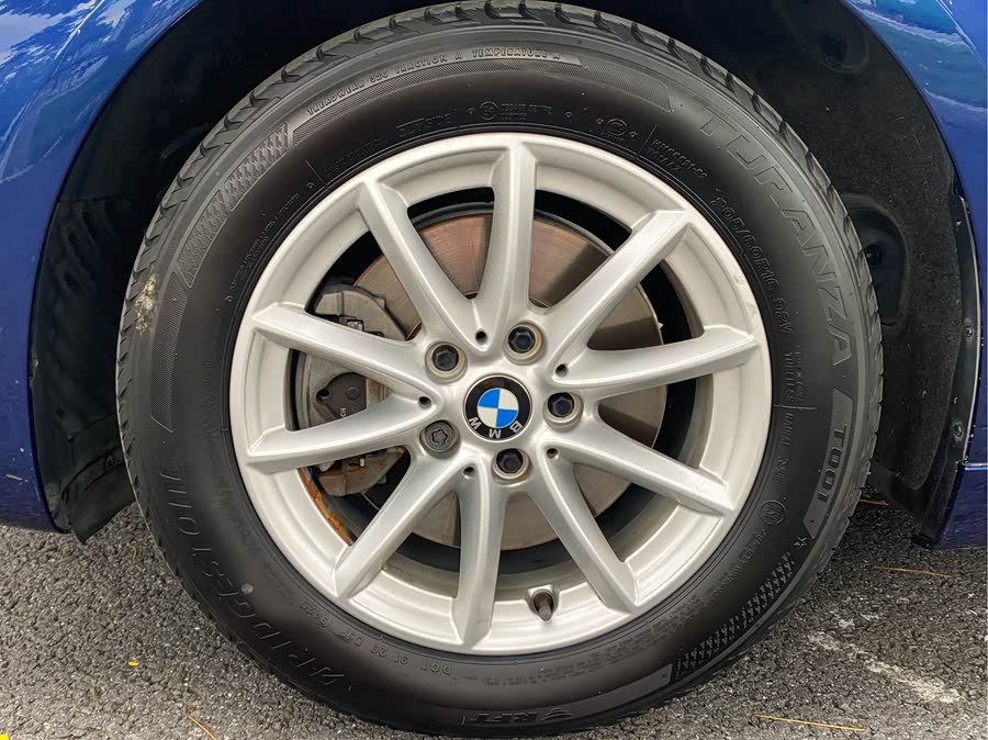 BMW 2 Series Tourer 2016 car image #11