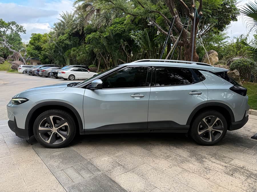 Chevrolet Charm 2022 car image #11