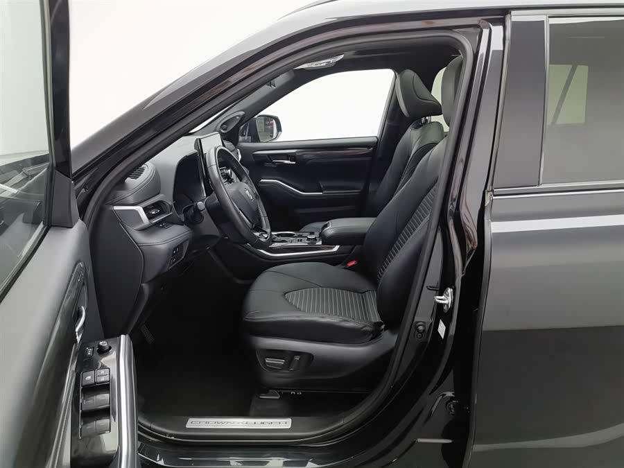 Toyota Crown Kluger 2023 car image #11