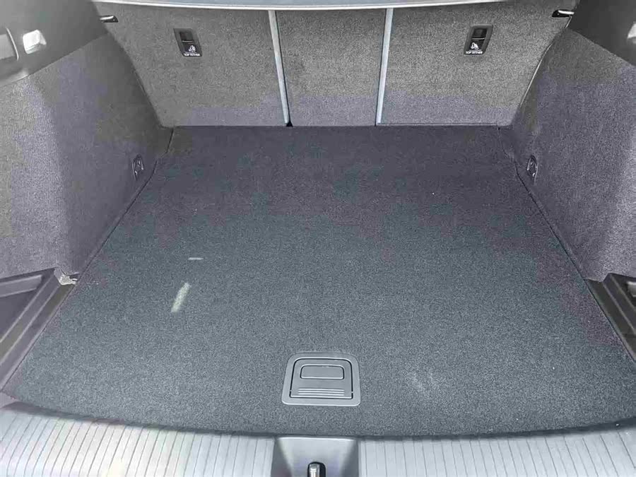 Audi Q6L e-tron 2025 #11 Audi Q6L e-tron 2025 immagine di auto #11