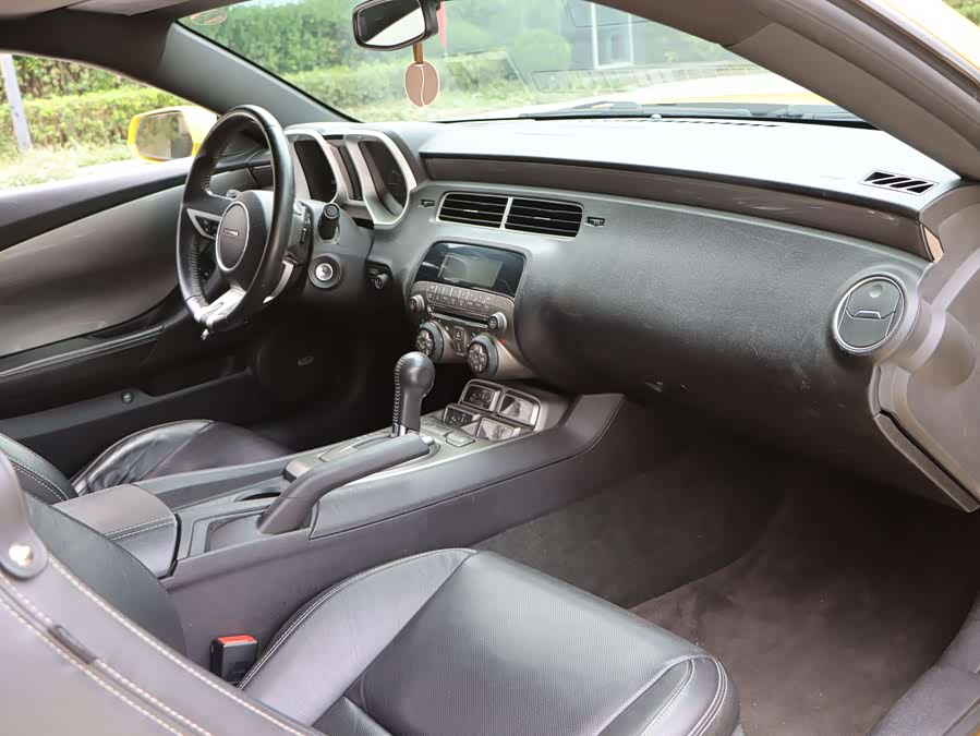 Chevrolet Camaro 2011 image de voiture #11