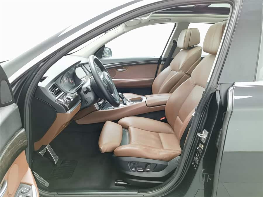 BMW 5 Series GT 2012 #11 BMW 5 Series GT 2012 immagine di auto #11