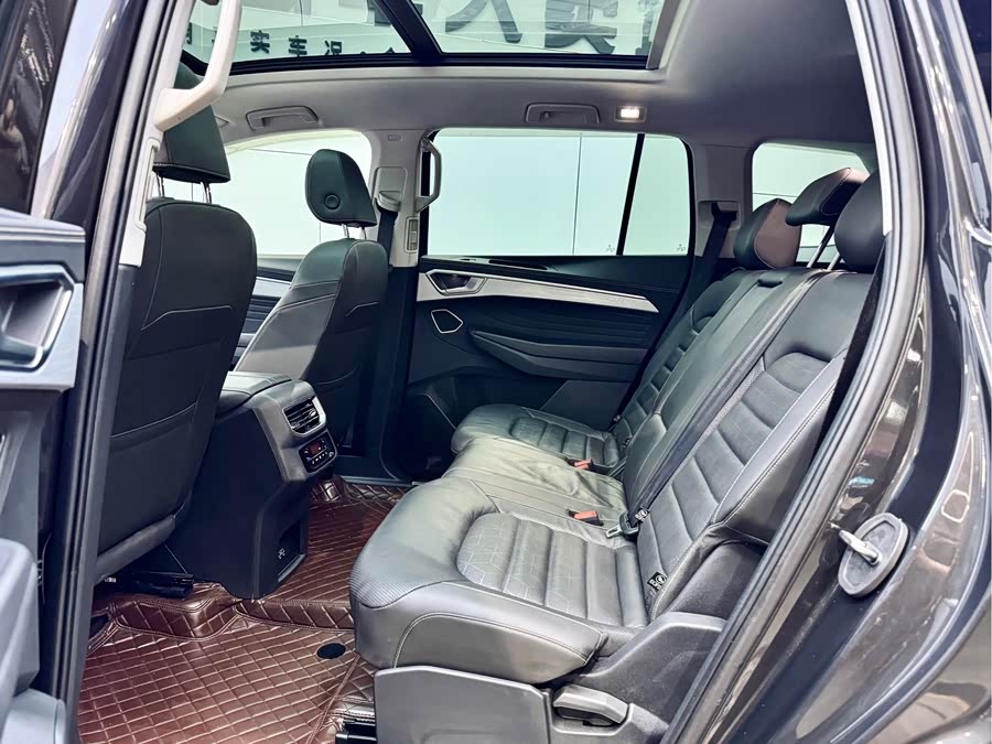 Volkswagen Talagon 2023 #11 Volkswagen Talagon 2023 car image #11