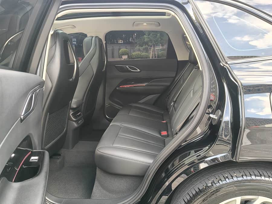 HongQi HS3 PHEV 2025 car image #11