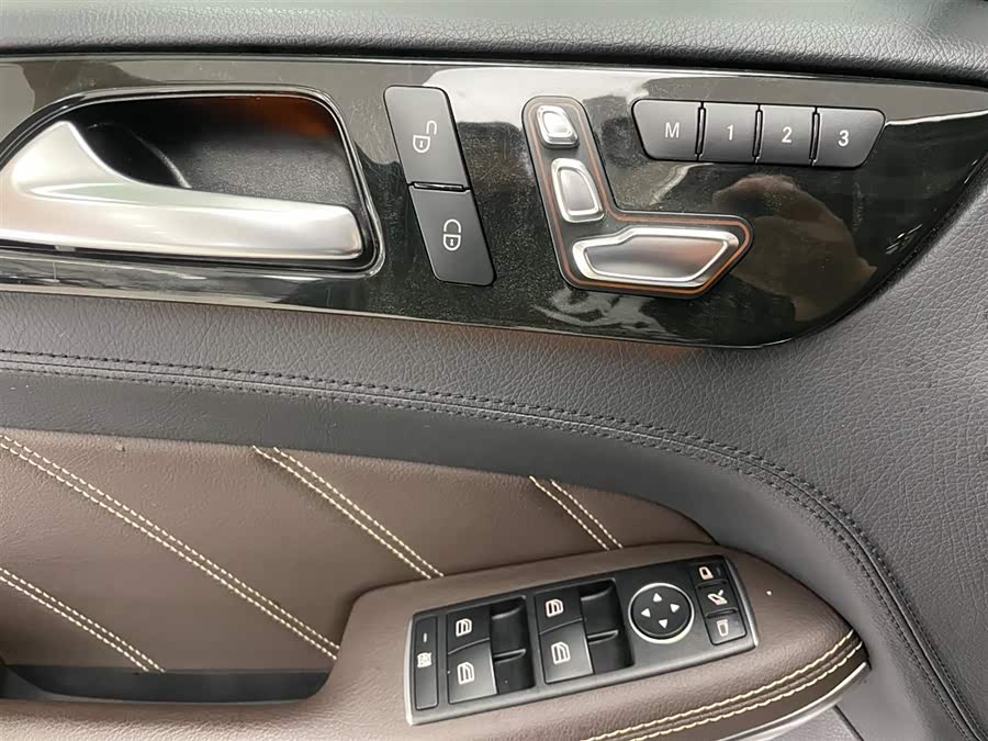 Mercedes-Benz GLS AMG 2019 car image #11