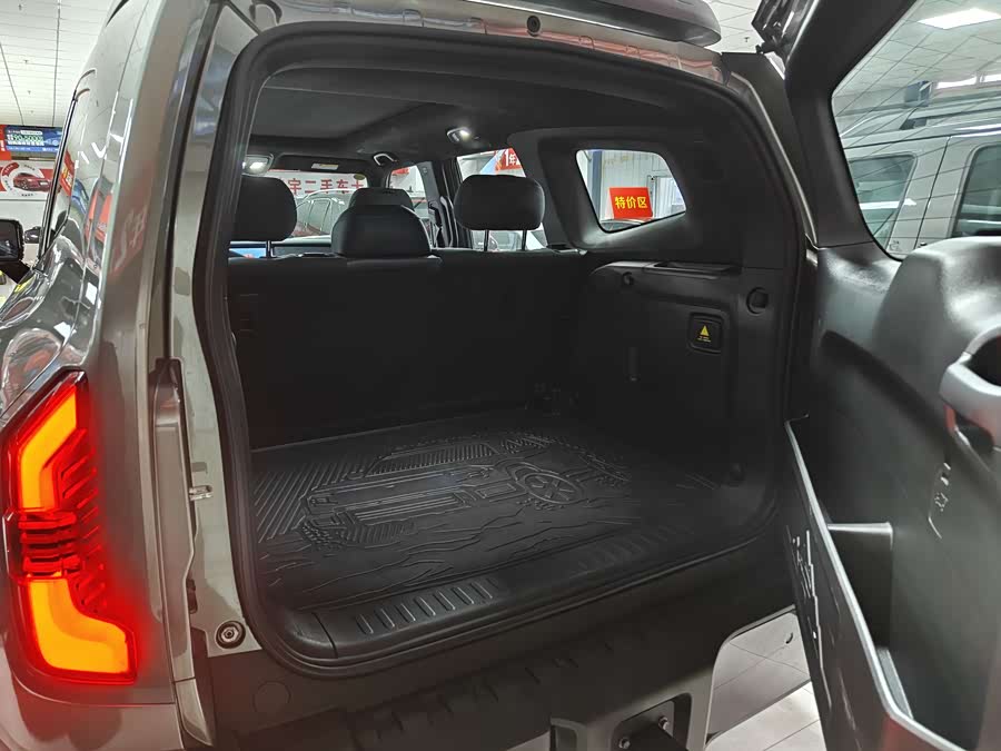 Deepal G318 2024 #11 Deepal G318 2024 immagine di auto #11