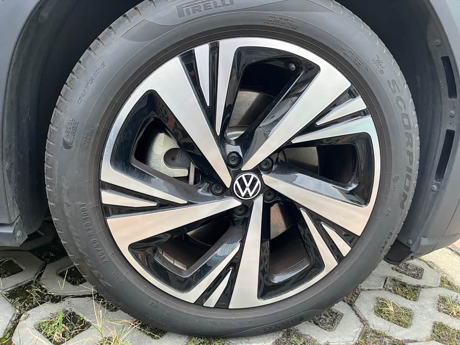 Volkswagen ID.6 Crozz 2024 #11 Volkswagen ID.6 Crozz 2024 immagine di auto #11