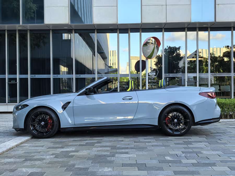 BMW M4 2022 car image #11