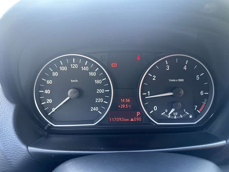 BMW 1 Series (Imported) 2012 car image #11