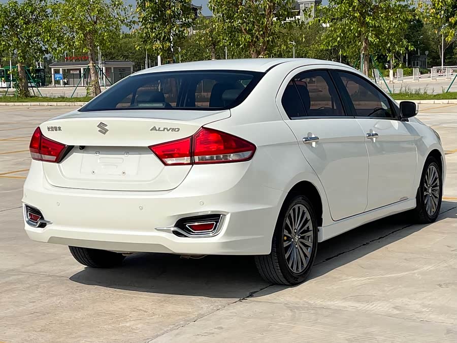 铃木 启悦 2017 汽车图片 #11