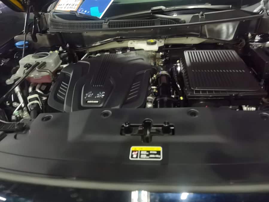 HongQi HS3 PHEV 2024 #11 HongQi HS3 PHEV 2024 car image #11