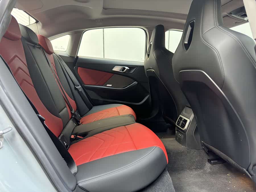 BMW 2 Series 2025 car image #11