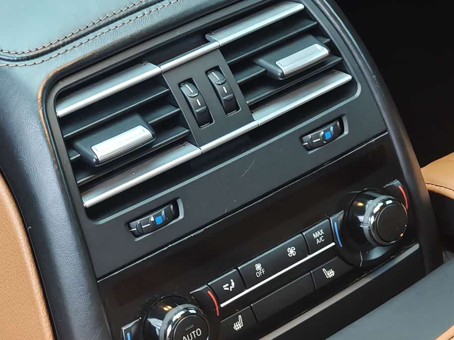 BMW 6 Series 2017 car image #11