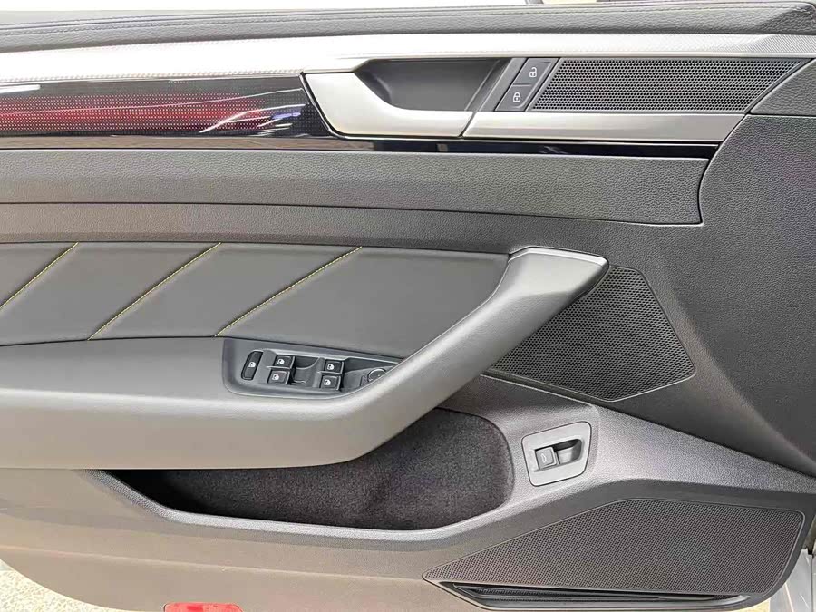 Volkswagen CC (FAW-Volkswagen) 2024 car image #11