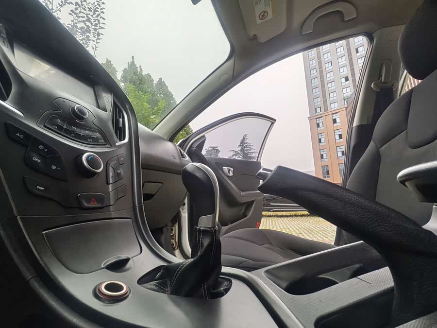 GAC Trumpchi GA3 2014 car image #11