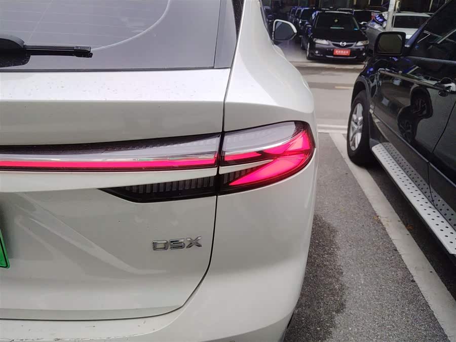 Roewe D5X DMH 2024 imagem de carro #11