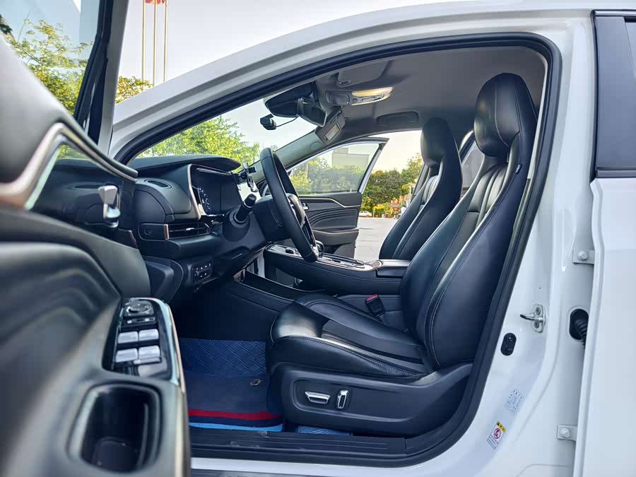 GAC Qizhi EV 2019 car image #11