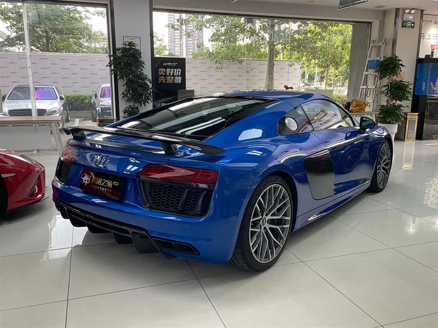 Audi R8 2017 #11 Audi R8 2017 car image #11