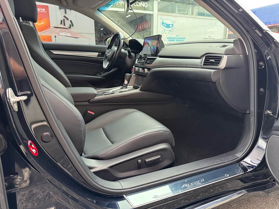 BYD F3R 2021 car image #11