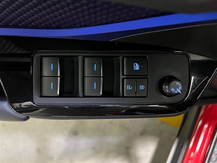 Toyota C-HR 2021 immagine di auto #11