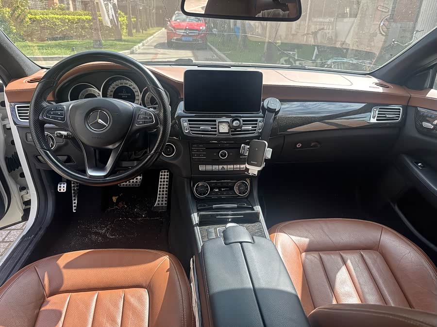 Mercedes-Benz CLS Class 2015 immagine di auto #11