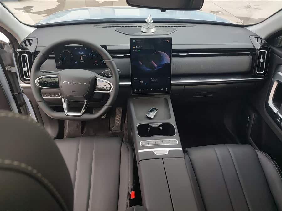 Chery Exploration 06 C-DM 2025 car image #11