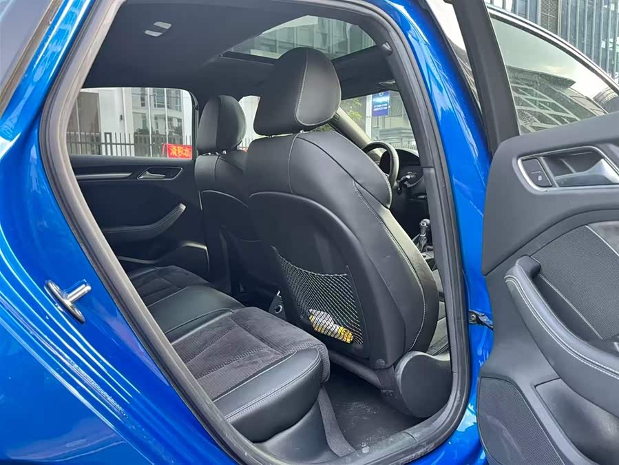 Audi S3 2018 car image #11