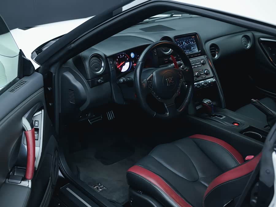 日产 日产GT-R 2012 汽车图片 #11