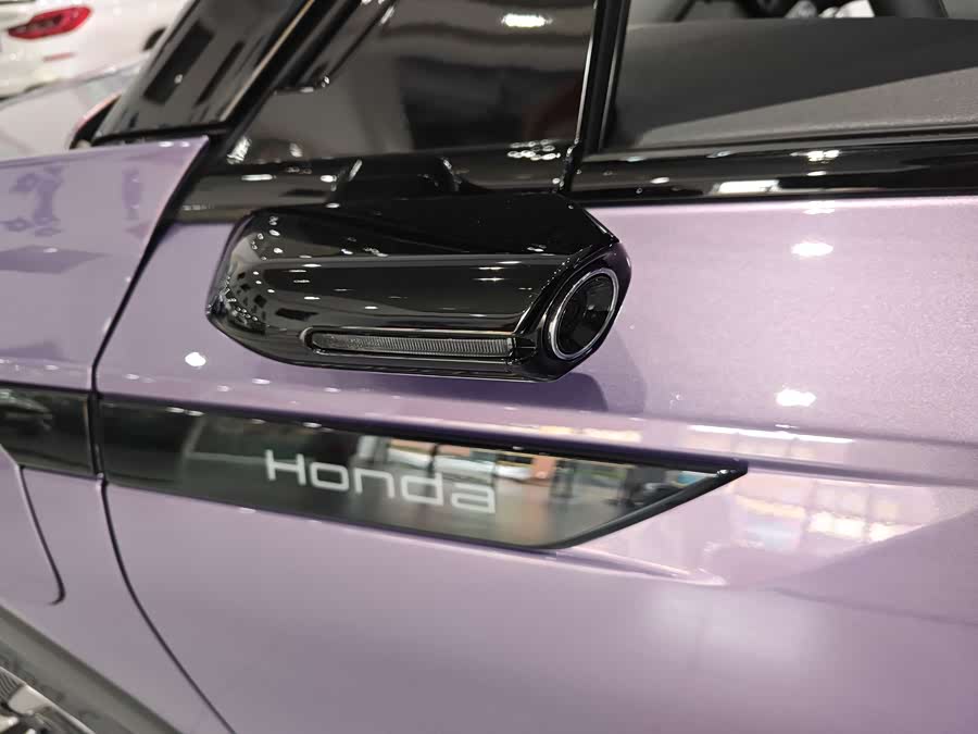 Honda P7 2025 car image #11