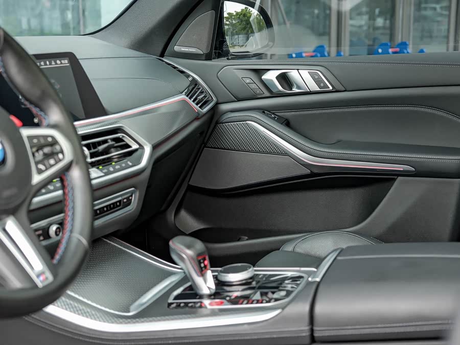 BMW X5 M 2022 #11 BMW X5 M 2022 car image #11