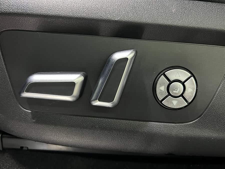 Tank 300 2021 car image #11