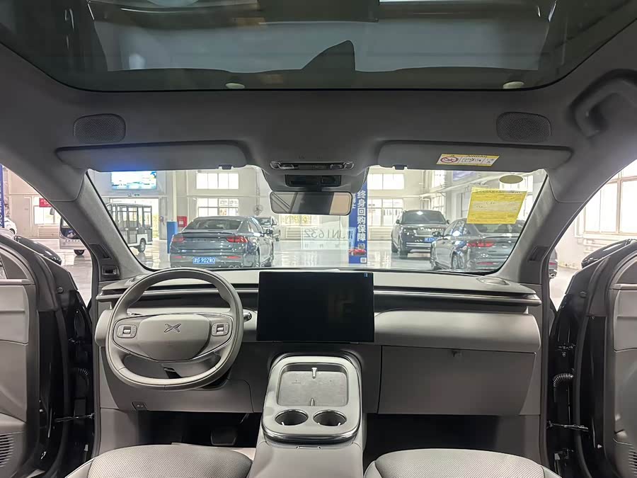 Xpeng G7 2025 immagine di auto #11