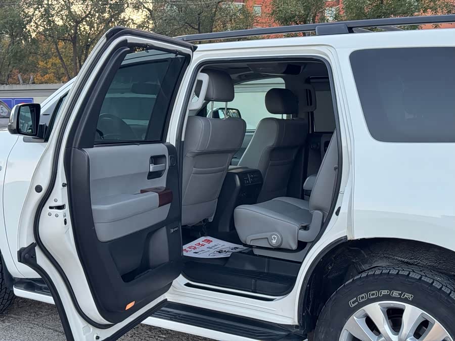 Toyota Sequoia 2015 #11 Toyota Sequoia 2015 immagine di auto #11