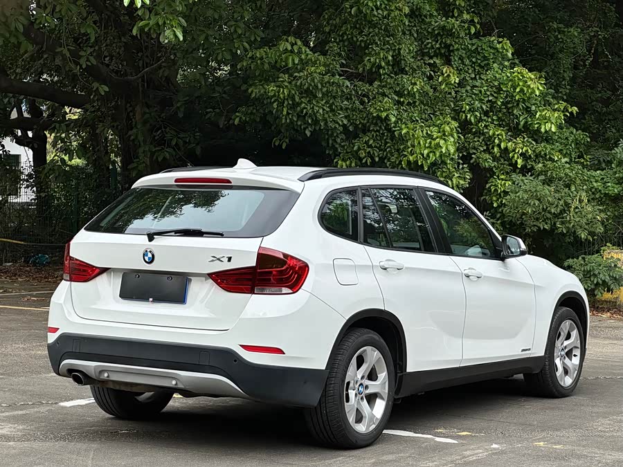 BMW X1 (Imported) 2012 car image #11