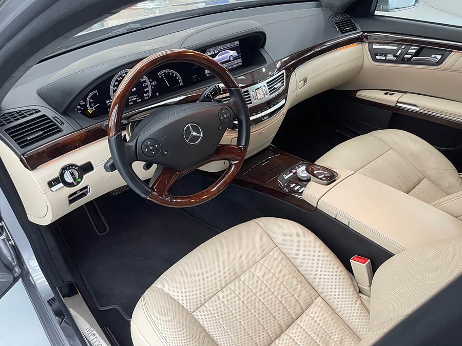 Mercedes-Benz S Class 2015 immagine di auto #11