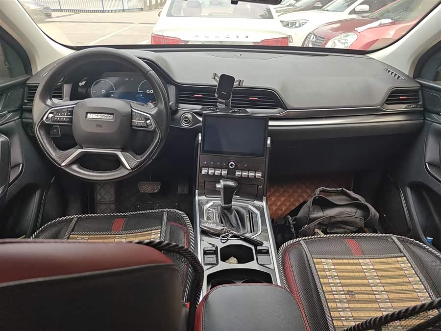 Haval H4 2018 car image #11