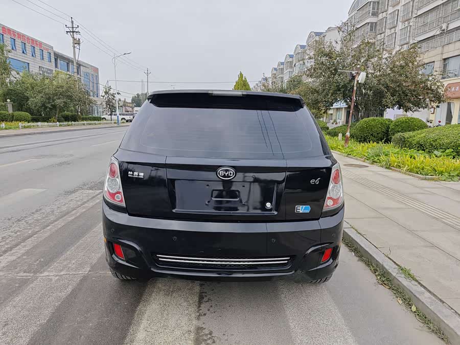BYD e6 2017 #11 BYD e6 2017 car image #11