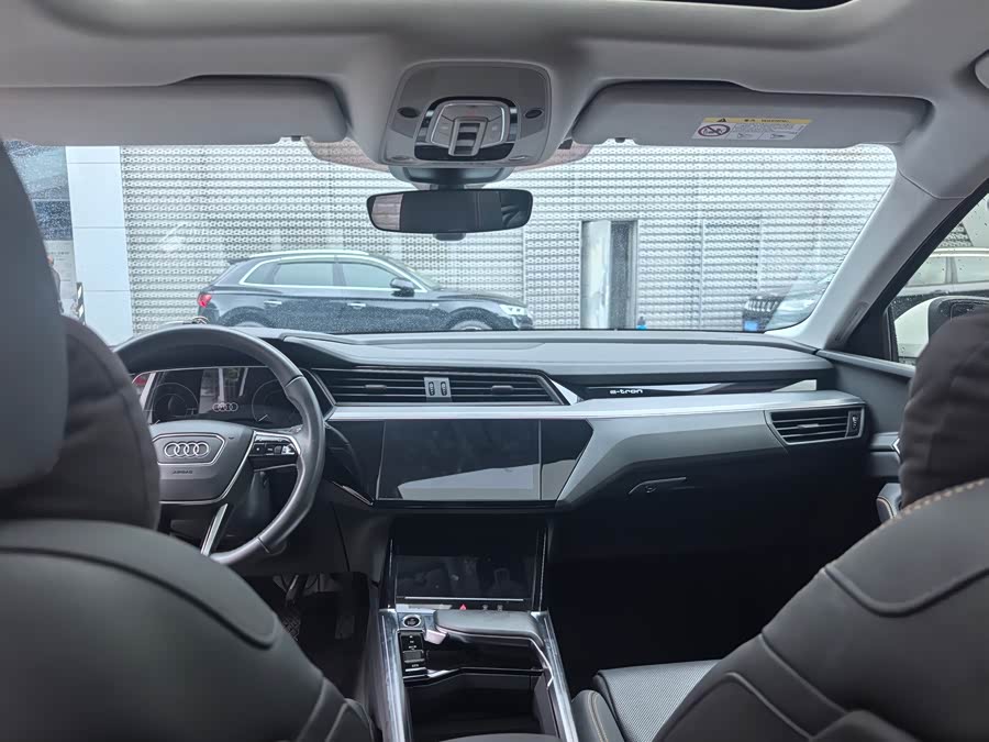 Mercedes-Benz SLK AMG 2023 #11 Mercedes-Benz SLK AMG 2023 صورة سيارة #11