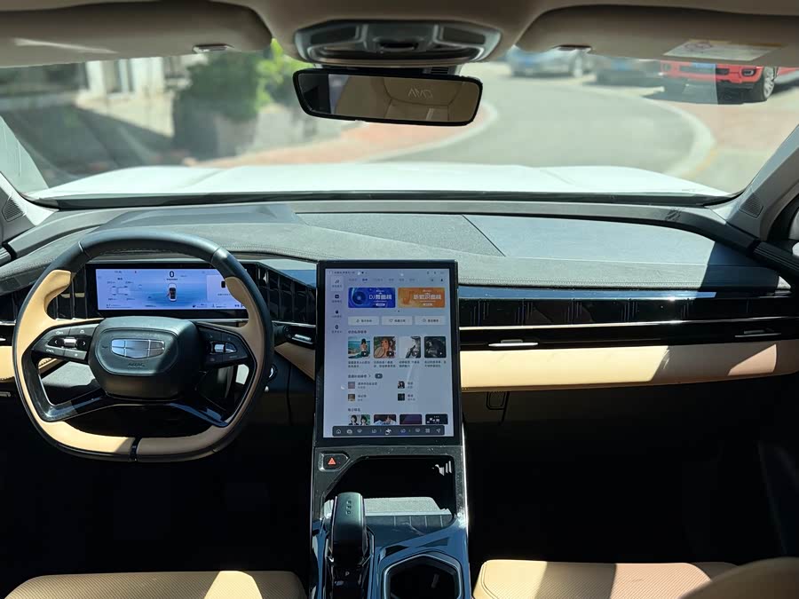 GEELY Boyue L 2023 car image #11