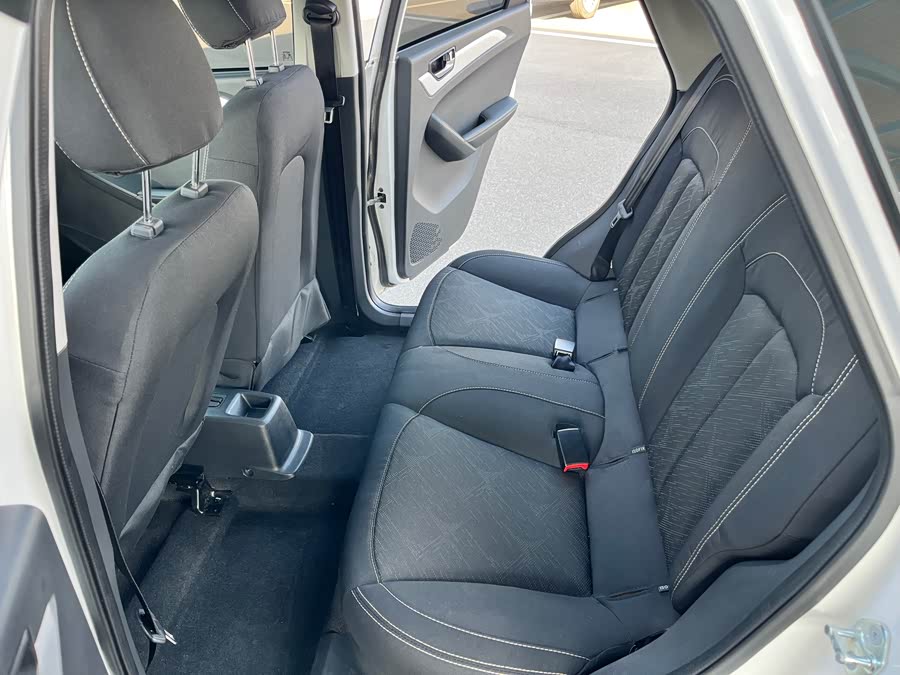 哪吒汽车 哪吒N01 2020 汽车图片 #11