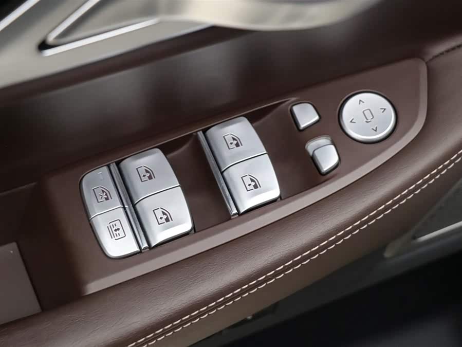 BMW i4 M50 2020 car image #11