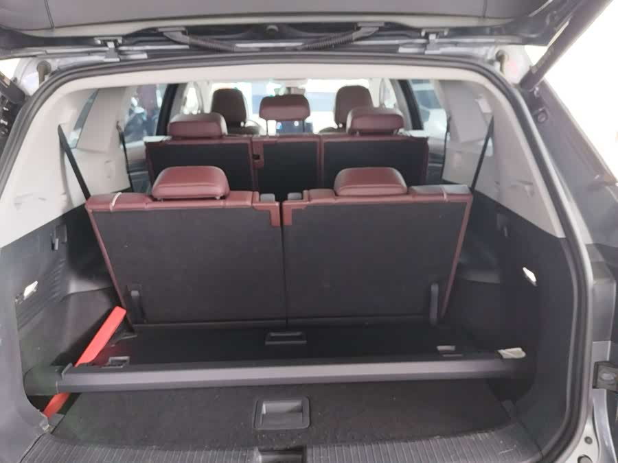 Volkswagen ID.6 X 2021 #11 Volkswagen ID.6 X 2021 immagine di auto #11