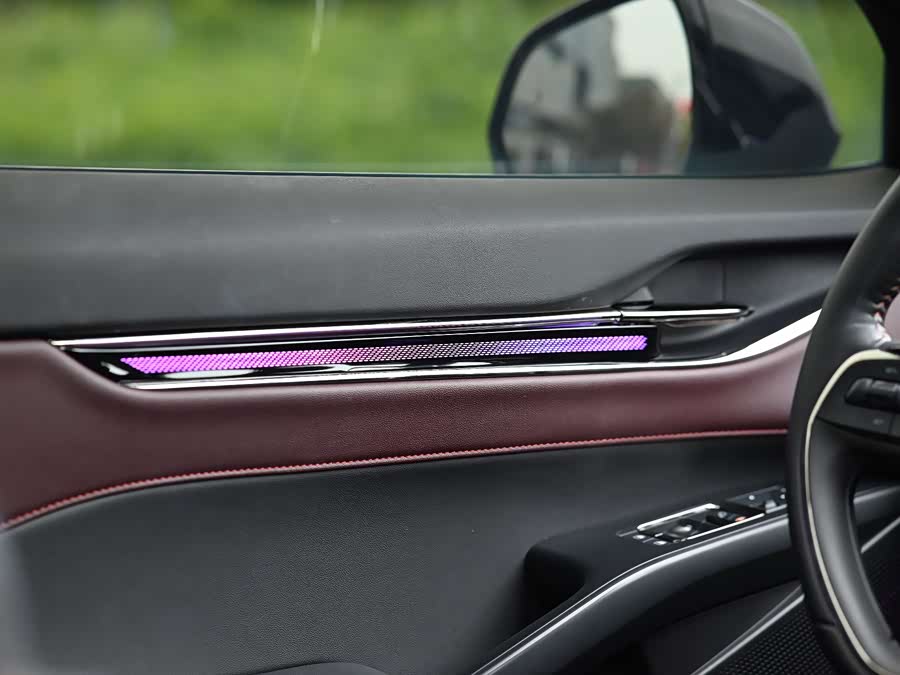 Ford Mondeo 2024 car image #11