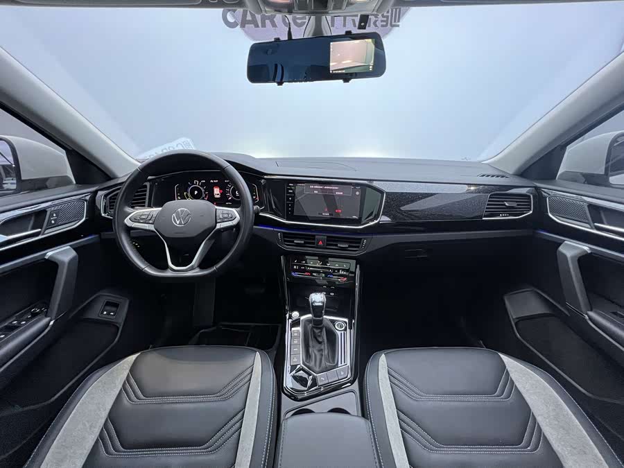 Volkswagen Tayron GTE 2022 car image #11