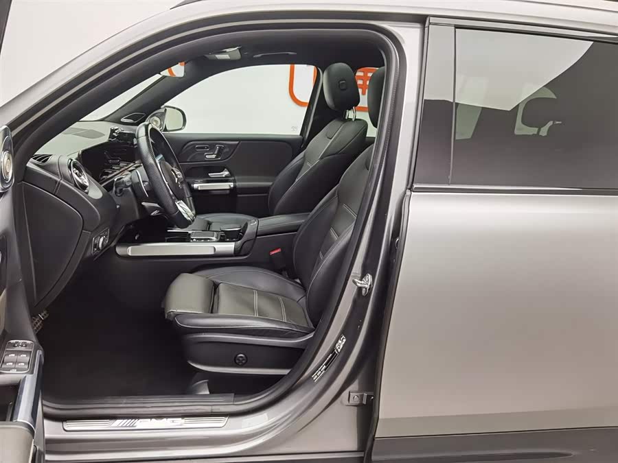 Mercedes-Benz GLB AMG 2023 immagine di auto #11