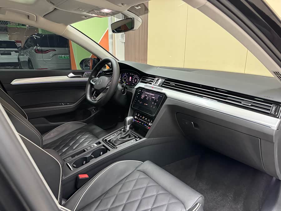 Volkswagen Magotan GTE 2022 car image #11