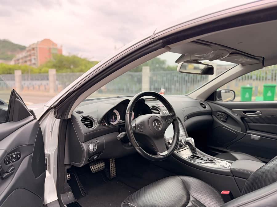 Mercedes-Benz SL Class 2012 car image #11