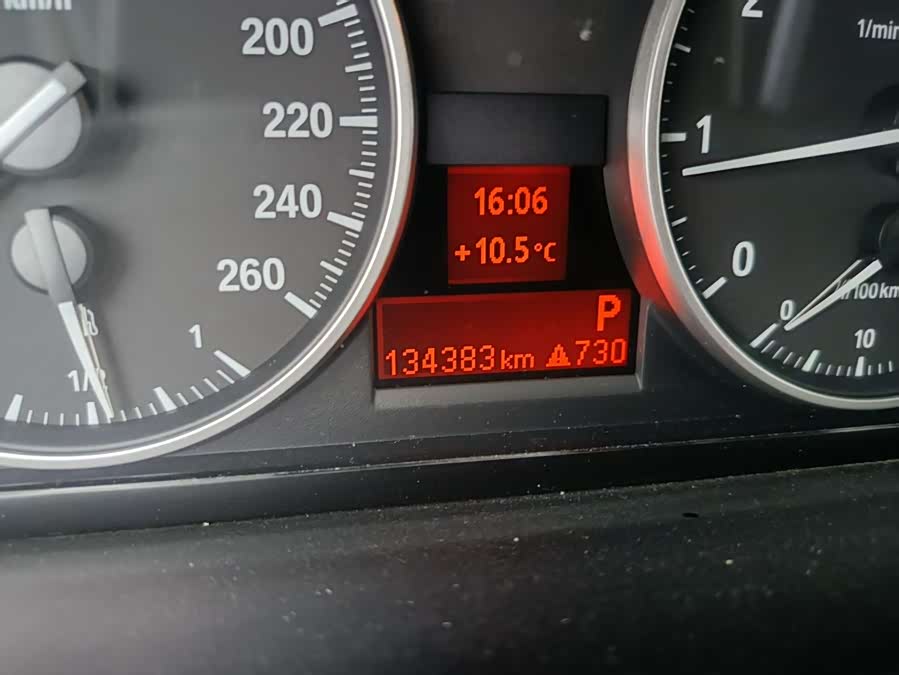 BMW 3 Series (Imported) 2011 immagine di auto #11